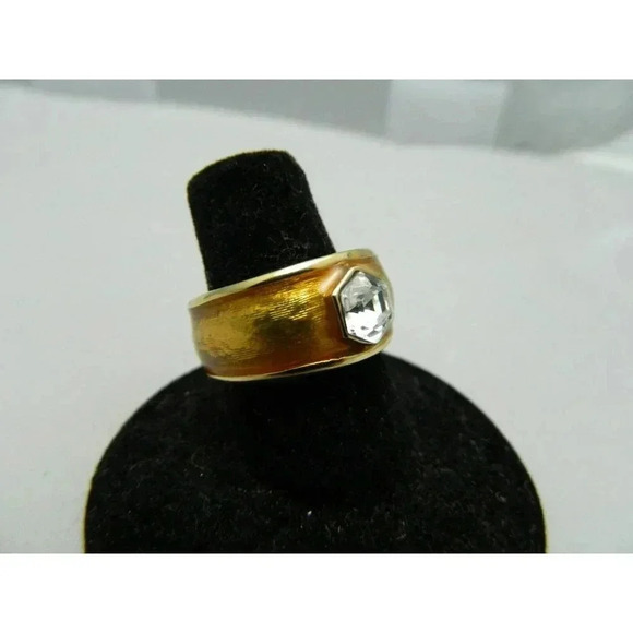 New In Box SWAROVSKI Crystal Stone Gold Plate Yellow Enamel Size 6 1/2 Ring - Picture 3 of 5